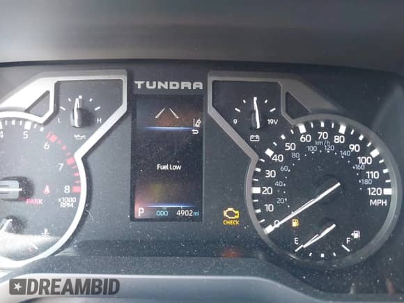 2025 Toyota Tundra SR with VIN 5TFLA5AB2SX048486, listed as a IAAI auction lot 43037169 with 4,902 mi miles and . Bid and sale history available at DreamBid. Image 15.