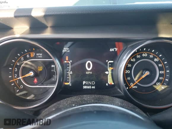 2021 Jeep Wrangler Unlimited Sport Altitude с VIN 1C4HJXDG7MW581192, выставлен на аукционе Copart как лот 86599654 с пробегом 38 065 миль миль и Списание • Salvage title. История ставок и продаж доступна на DreamBid. Изображение 9.