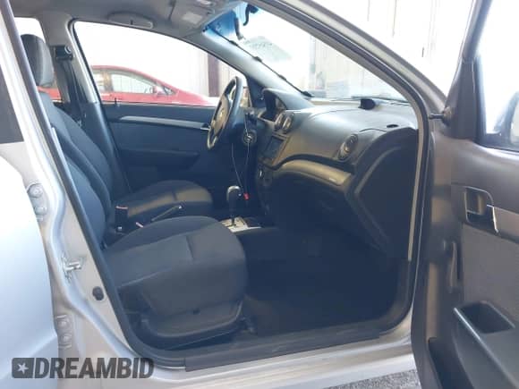 2009 Chevrolet Aveo 1LT с VIN KL1TD56E39B666196, выставлен на аукционе IAAI как лот 43545735 с пробегом 152 024 миль миль и . История ставок и продаж доступна на DreamBid. Изображение 5.