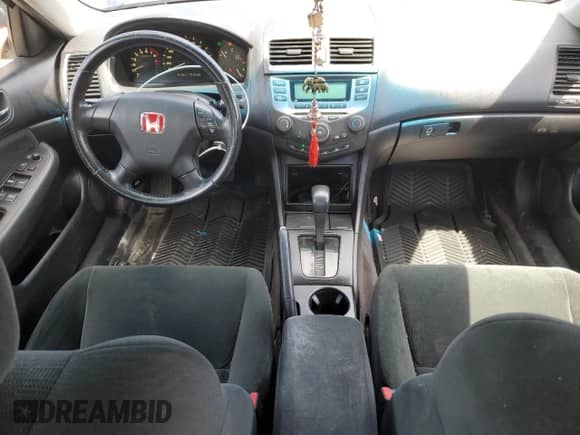 2006 Honda Accord LX SE with VIN 1HGCM56316A802853, listed as a Copart auction lot 57571255 with 407,847 mi miles and Clean title. Bid and sale history available at DreamBid. Image 8.