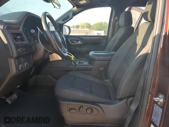 2023 Chevrolet Suburban LS z VIN 1GNSKBKD2PR198804, wystawiony jako Copart lot #66074295 z przebiegiem 64 423 mil mil oraz Szkoda całkowita • Salvage title. Historia ofert i sprzedaży dostępna na DreamBid. Obrazek 7.