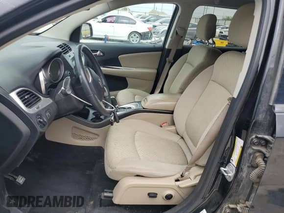 2014 Dodge Journey SE with VIN 3C4PDCAB7ET246462, listed as a Copart auction lot 82722925 with 153,059 mi miles and Salvage title. Bid and sale history available at DreamBid. Image 7.