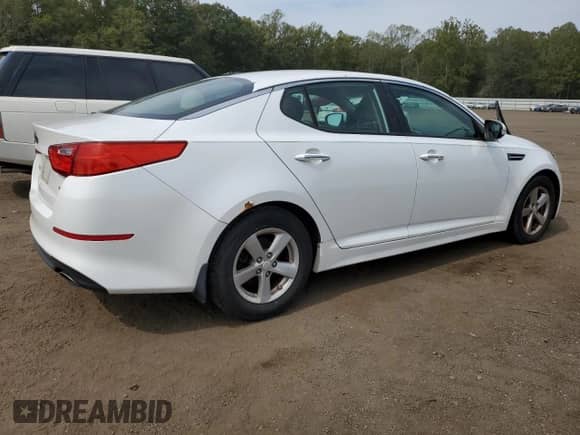 2015 Kia Optima LX z VIN 5XXGM4A7XFG361703, wystawiony jako Copart lot #81389025 z przebiegiem 170 881 mil mil oraz Czysty tytuł • Clean title. Historia ofert i sprzedaży dostępna na DreamBid. Obrazek 3.