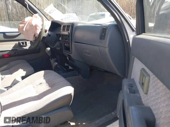 1997 Toyota Tacoma с VIN 4TAWN72N4VZ296572, выставлен на аукционе IAAI как лот 41672280 с пробегом 295 476 миль миль и . История ставок и продаж доступна на DreamBid. Изображение 5.
