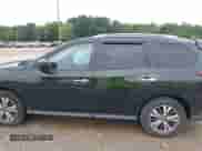 2020 Nissan Pathfinder SL with VIN 5N1DR2CM2LC581193, listed as a IAAI auction lot 42893339 with 144,306 mi miles and . Bid and sale history available at DreamBid. Image 14.