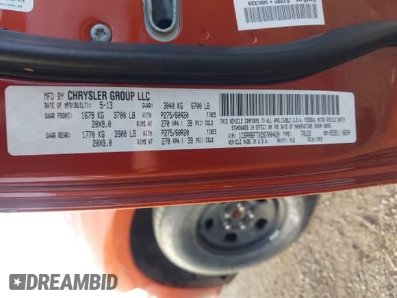 2013 Ram 1500 Express z VIN 1C6RR6FTXDS700420, wystawiony jako IAAI lot #42861555 z przebiegiem 138 643 mil mil oraz . Historia ofert i sprzedaży dostępna na DreamBid. Obrazek 9.