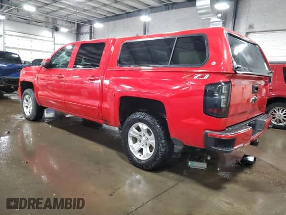 2018 Chevrolet Silverado 1500 LT z VIN 3GCUKREH6JG424133, wystawiony jako Copart lot #48799605 z przebiegiem 80 550 mil mil oraz Szkoda całkowita • Salvage title. Historia ofert i sprzedaży dostępna na DreamBid. Obrazek 2.