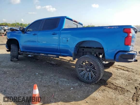 2022 Chevrolet Silverado 1500 RST с VIN 3GCUDEED6NG517675, выставлен на аукционе Copart как лот 81229425 с пробегом 62 293 миль миль и Списание • Salvage title. История ставок и продаж доступна на DreamBid. Изображение 2.