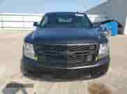2015 Chevrolet Tahoe Commercial z VIN 1GNLC2EC2FR279529, wystawiony jako Copart lot #80134625 z przebiegiem 141 930 mil mil oraz Czysty tytuł • Clean title. Historia ofert i sprzedaży dostępna na DreamBid. Obrazek 5.