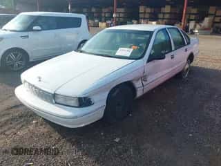 1996 Chevrolet Caprice 1SA Special Value с VIN 1G1BL52W3TR113559, выставлен на аукционе IAAI как лот 42833704 с пробегом Не указан миль и . История ставок и продаж доступна на DreamBid. Изображение 2.