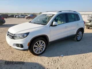 2016 Volkswagen Tiguan S с VIN WVGAV7AX5GW522345, выставлен на аукционе Copart как лот 86248645 с пробегом 89 624 миль миль и Чистый • Clean title. История ставок и продаж доступна на DreamBid. Изображение 1.