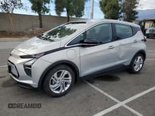 2023 Chevrolet Bolt EV 1LT z VIN 1G1FW6S08P4140575, wystawiony jako Copart lot #76200533 z przebiegiem 7 164 mil mil oraz . Historia ofert i sprzedaży dostępna na DreamBid. Obrazek 1.