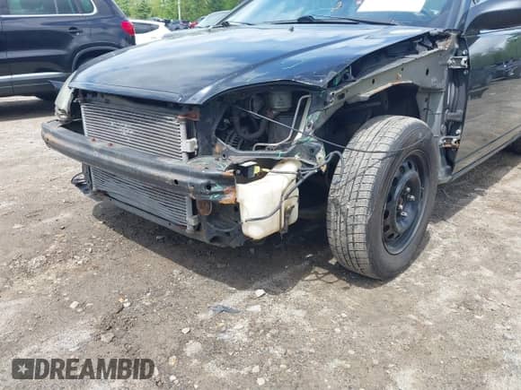 2002 Honda Civic with VIN 1HGEM21262L095043, listed as a IAAI auction lot 42267605 with 241,766 mi miles and . Bid and sale history available at DreamBid. Image 6.