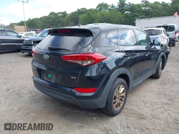2018 Hyundai Tucson SE с VIN KM8J2CA48JU700212, выставлен на аукционе IAAI как лот 43069877 с пробегом Не указан миль и . История ставок и продаж доступна на DreamBid. Изображение 4.