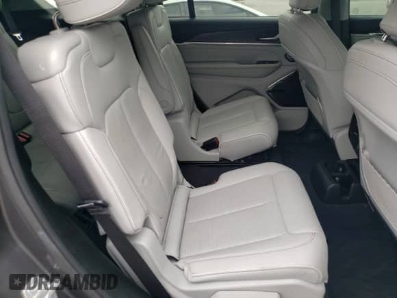 2022 Jeep Grand Cherokee Overland с VIN 1C4RJKDG2N8580402, выставлен на аукционе Copart как лот 67592115 с пробегом 42 033 миль миль и Списание • Salvage title. История ставок и продаж доступна на DreamBid. Изображение 10.