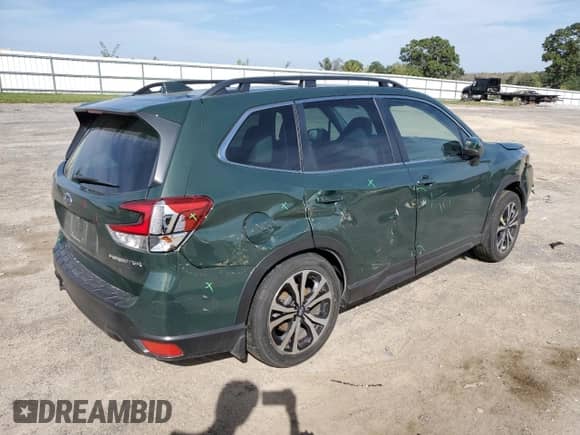 2023 Subaru Forester Limited z VIN JF2SKAPC9PH502981, wystawiony jako Copart lot #81985995 z przebiegiem 26 521 mil mil oraz Szkoda całkowita • Salvage title. Historia ofert i sprzedaży dostępna na DreamBid. Obrazek 3.