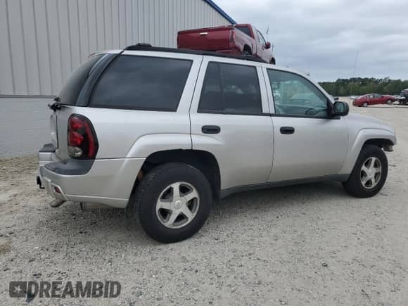 2006 Chevrolet TrailBlazer LT с VIN 1GNDT13S762114416, выставлен на аукционе Copart как лот 71563795 с пробегом 162 925 миль миль и Списание • Salvage title. История ставок и продаж доступна на DreamBid. Изображение 3.