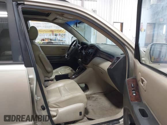2003 Toyota Highlander с VIN JTEHF21A030121955, выставлен на аукционе IAAI как лот 43344952 с пробегом 205 905 миль миль и . История ставок и продаж доступна на DreamBid. Изображение 5.