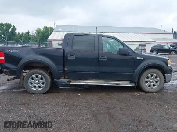 2008 Ford F-150 XLT z VIN 1FTPW14V08FB18115, wystawiony jako IAAI lot #42401528 z przebiegiem 265 185 mil mil oraz . Historia ofert i sprzedaży dostępna na DreamBid. Obrazek 13.