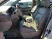 2005 Toyota Sienna XLE z VIN 5TDBA22C45S054060, wystawiony jako Copart lot #85373105 z przebiegiem 206 022 mil mil oraz Szkoda całkowita • Salvage title. Historia ofert i sprzedaży dostępna na DreamBid. Obrazek 7.