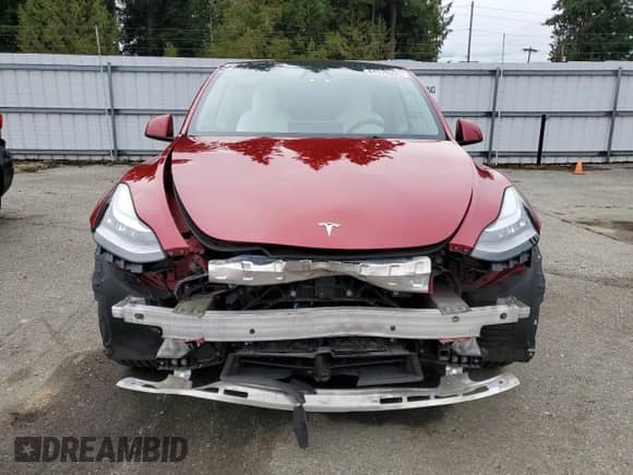 2021 Tesla Model Y Long Range with VIN 5YJYGAEE2MF215721, listed as a Copart auction lot 84570055 with 42,763 mi miles and Salvage title. Bid and sale history available at DreamBid. Image 5.