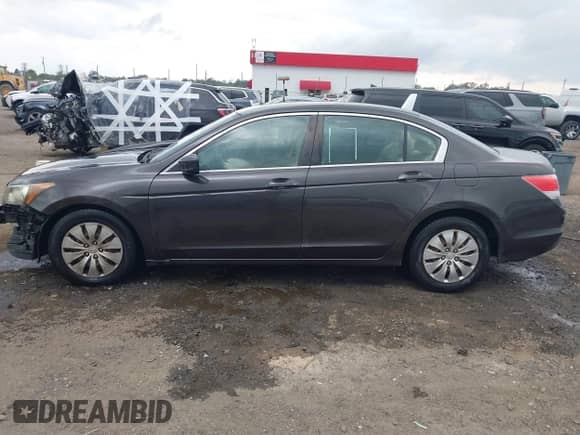 2012 Honda Accord LX z VIN 1HGCP2F31CA003334, wystawiony jako IAAI lot #43263557 z przebiegiem 130 168 mil mil oraz . Historia ofert i sprzedaży dostępna na DreamBid. Obrazek 15.