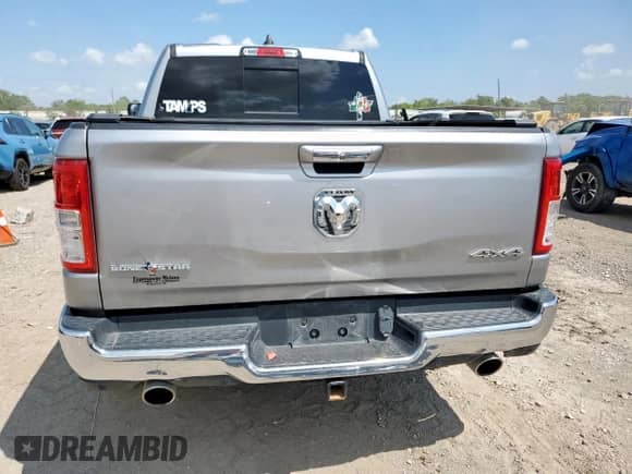 2019 Ram 1500 Big Horn z VIN 1C6SRFFT0KN718759, wystawiony jako Copart lot #67619735 z przebiegiem 132 600 mil mil oraz Szkoda całkowita • Salvage title. Historia ofert i sprzedaży dostępna na DreamBid. Obrazek 6.