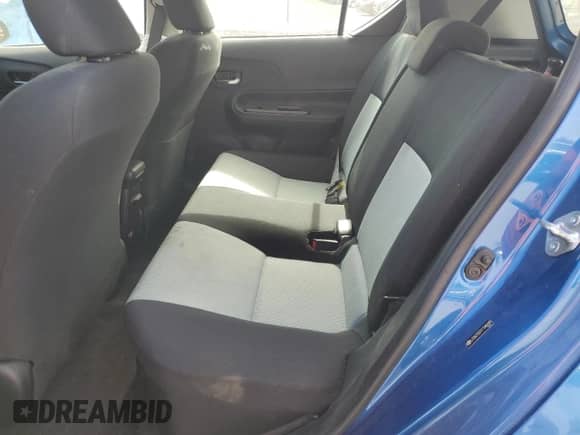 2015 Toyota Prius One z VIN JTDKDTB31F1586085, wystawiony jako Copart lot #64083495 z przebiegiem 108 514 mil mil oraz Szkoda całkowita • Salvage title. Historia ofert i sprzedaży dostępna na DreamBid. Obrazek 10.