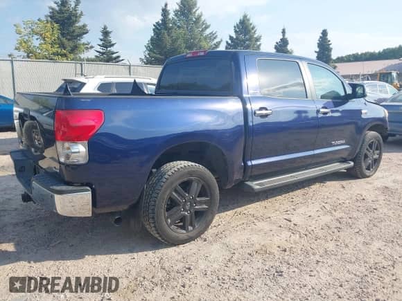 2008 Toyota Tundra Limited z VIN 5TBDV58118S501543, wystawiony jako IAAI lot #43306341 z przebiegiem 167 364 mil mil oraz . Historia ofert i sprzedaży dostępna na DreamBid. Obrazek 4.