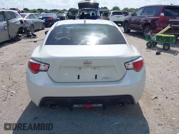 2015 Scion FR-S z VIN JF1ZNAA15F8711134, wystawiony jako IAAI lot #42520186 z przebiegiem 54 732 mil mil oraz . Historia ofert i sprzedaży dostępna na DreamBid. Obrazek 16.