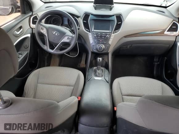 2017 Hyundai Santa Fe SE с VIN KM8SM4HF9HU191818, выставлен на аукционе Copart как лот 87081735 с пробегом 127 175 миль миль и Списание • Salvage title. История ставок и продаж доступна на DreamBid. Изображение 8.