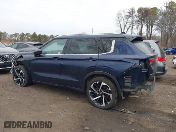 2023 Mitsubishi Outlander SEL z VIN JA4J4VA87PZ016822, wystawiony jako IAAI lot #41673740 z przebiegiem 22 164 mil mil oraz . Historia ofert i sprzedaży dostępna na DreamBid. Obrazek 14.