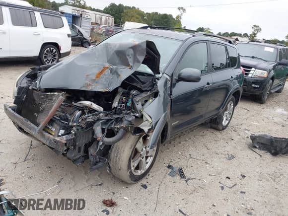 2006 Toyota RAV4 Sport z VIN JTMBD32V165001192, wystawiony jako IAAI lot #43436138 z przebiegiem Nie podano mil oraz . Historia ofert i sprzedaży dostępna na DreamBid. Obrazek 17.