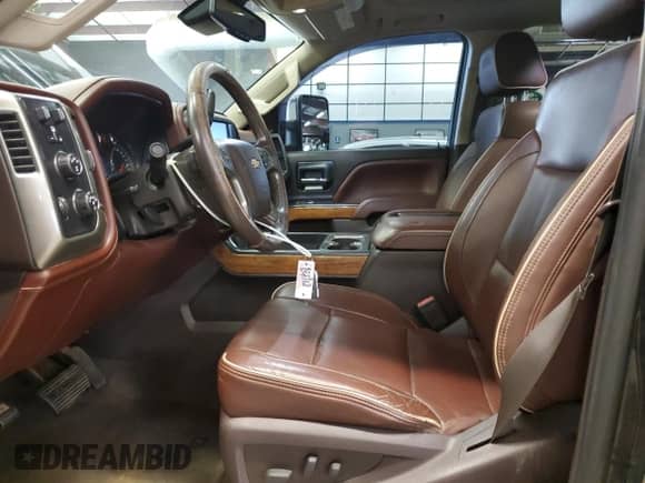 2015 Chevrolet Silverado 3500 с VIN 1GC4K1EG2FF513389, выставлен на аукционе Copart как лот 67237515 с пробегом 292 910 миль миль и Чистый • Clean title. История ставок и продаж доступна на DreamBid. Изображение 7.