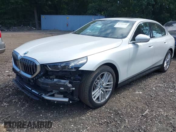 2024 BMW 5 Series 530i xDrive with VIN WBA53FJ00RCS08953, listed as a IAAI auction lot 42799755 with 32,104 mi miles and . Bid and sale history available at DreamBid. Image 6.