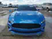 2020 Ford Mustang GT с VIN 1FA6P8CF9L5176563, выставлен на аукционе Copart как лот 81652645 с пробегом 19 657 миль миль и Списание • Salvage title. История ставок и продаж доступна на DreamBid. Изображение 5.