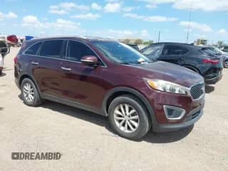 2016 Kia Sorento L with VIN 5XYPG4A38GG169035, listed as a IAAI auction lot 43069831 with 104,276 mi miles and . Bid and sale history available at DreamBid. Image 1.