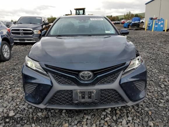2019 Toyota Camry SE z VIN 4T1B11HK4KU724847, wystawiony jako Copart lot #81678255 z przebiegiem 115 219 mil mil oraz Szkoda całkowita • Salvage title. Historia ofert i sprzedaży dostępna na DreamBid. Obrazek 5.