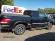 2005 Toyota Tundra SR5 с VIN 5TBBT44105S473288, выставлен на аукционе IAAI как лот 43390378 с пробегом 160 406 миль миль и . История ставок и продаж доступна на DreamBid. Изображение 13.
