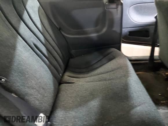 2005 Chevrolet Cavalier с VIN 1G1JC12F157139578, выставлен на аукционе Copart как лот 57187565 с пробегом 113 345 миль миль и Списание • Salvage title. История ставок и продаж доступна на DreamBid. Изображение 10.