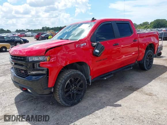 2021 Chevrolet Silverado 1500 LT Trail Boss z VIN 1GCPYFED6MZ214238, wystawiony jako IAAI lot #43239322 z przebiegiem 63 586 mil mil oraz . Historia ofert i sprzedaży dostępna na DreamBid. Obrazek 2.