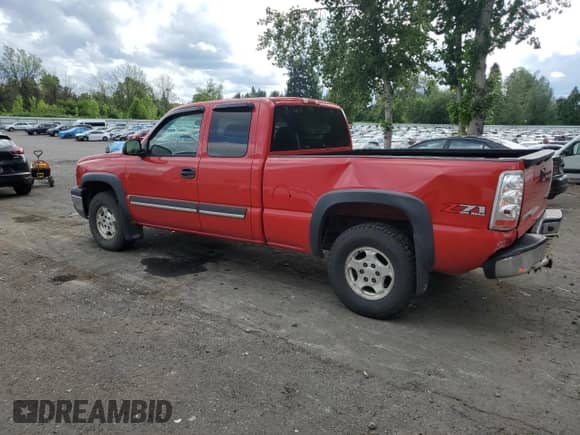 2004 Chevrolet Silverado 1500 Z71 z VIN 1GCEK19V54E100334, wystawiony jako Copart lot #56367365 z przebiegiem 145 600 mil mil oraz Szkoda całkowita • Salvage title. Historia ofert i sprzedaży dostępna na DreamBid. Obrazek 2.