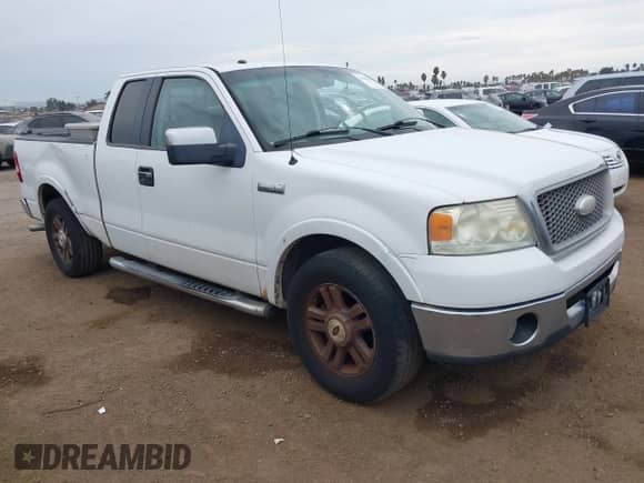 2006 Ford F-150 XLT with VIN 1FTPX12596FA22609, listed as a IAAI auction lot 43109366 with 190,838 mi miles and . Bid and sale history available at DreamBid. Image 1.