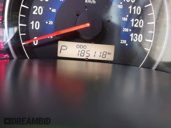 2007 Hyundai Entourage GLS с VIN KNDMC233176010747, выставлен на аукционе IAAI как лот 41850066 с пробегом 185 118 миль миль и . История ставок и продаж доступна на DreamBid. Изображение 7.