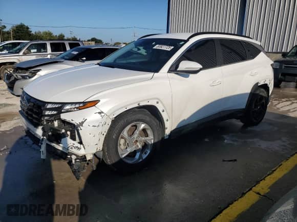 2022 Hyundai Tucson SEL with VIN 5NMJB3AE4NH028465, listed as a Copart auction lot 83827725 with 53,624 mi miles and Salvage title. Bid and sale history available at DreamBid. Image 1.