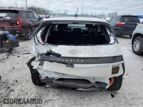 2023 Hyundai Ioniq 5 Limited с VIN KM8KR4AE6PU223741, выставлен на аукционе Copart как лот 46472595 с пробегом 12 559 миль миль и Списание • Salvage title. История ставок и продаж доступна на DreamBid. Изображение 6.