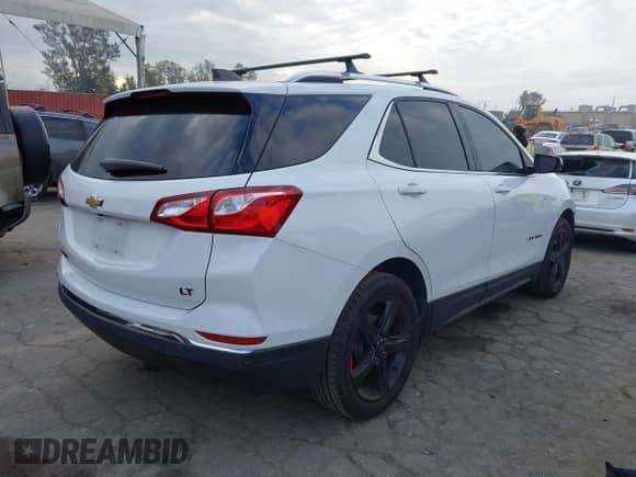 2018 Chevrolet Equinox LT с VIN 2GNAXJEV0J6352926, выставлен на аукционе IAAI как лот 43259696 с пробегом 70 395 миль миль и . История ставок и продаж доступна на DreamBid. Изображение 4.