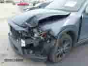 2023 Mazda CX-5 S Carbon Edition z VIN JM3KFBCM1P0132803, wystawiony jako IAAI lot #43128566 z przebiegiem 37 967 mil mil oraz . Historia ofert i sprzedaży dostępna na DreamBid. Obrazek 6.