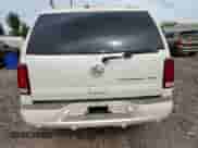 2004 Cadillac Escalade ESV z VIN 3GYFK66N34G209285, wystawiony jako Copart lot #81894155 z przebiegiem 142 604 mil mil oraz Szkoda całkowita • Salvage title. Historia ofert i sprzedaży dostępna na DreamBid. Obrazek 6.