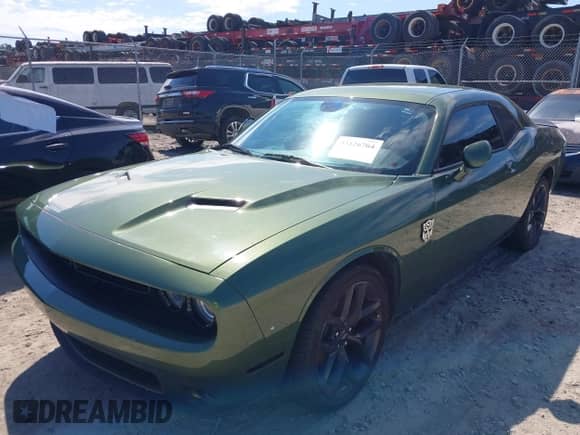 2021 Dodge Challenger SXT с VIN 2C3CDZAGXMH552225, выставлен на аукционе IAAI как лот 43126764 с пробегом 98 754 миль миль и . История ставок и продаж доступна на DreamBid. Изображение 2.